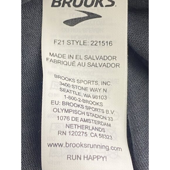 Brooks NWT Heather Asphalt Size Medium Merry Runderful Distance Graphic Shirt - Picture 5 of 11